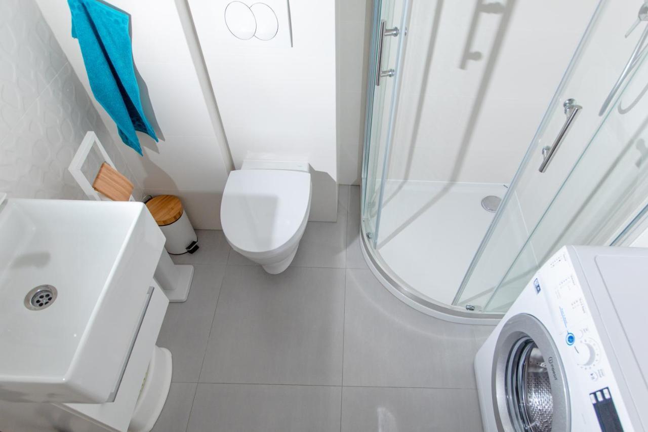 W Rewalu 42 M2, Tylko 40 Metrow Od Plazy Rewal